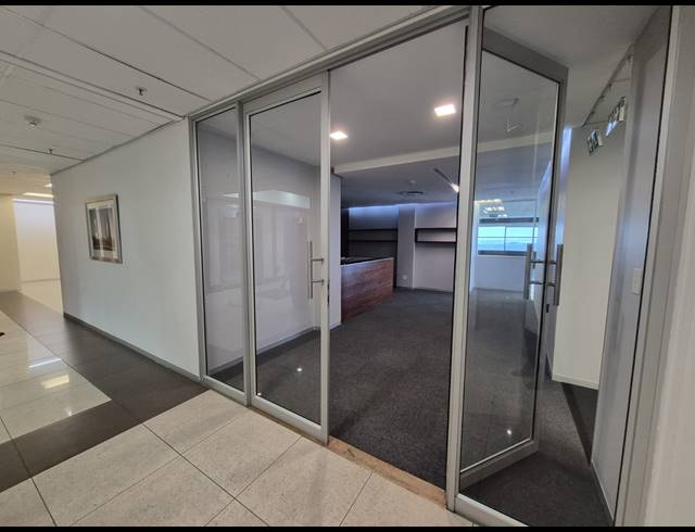 492M² OFFICE TO LET IN SANDTON CENTRAL